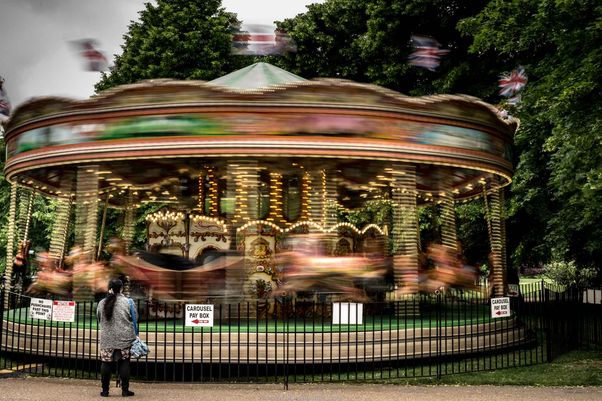 fun fair, funfair, funfair games, funfair ideas, funfair London, fun fair carousel, carrousel, blurred pictures