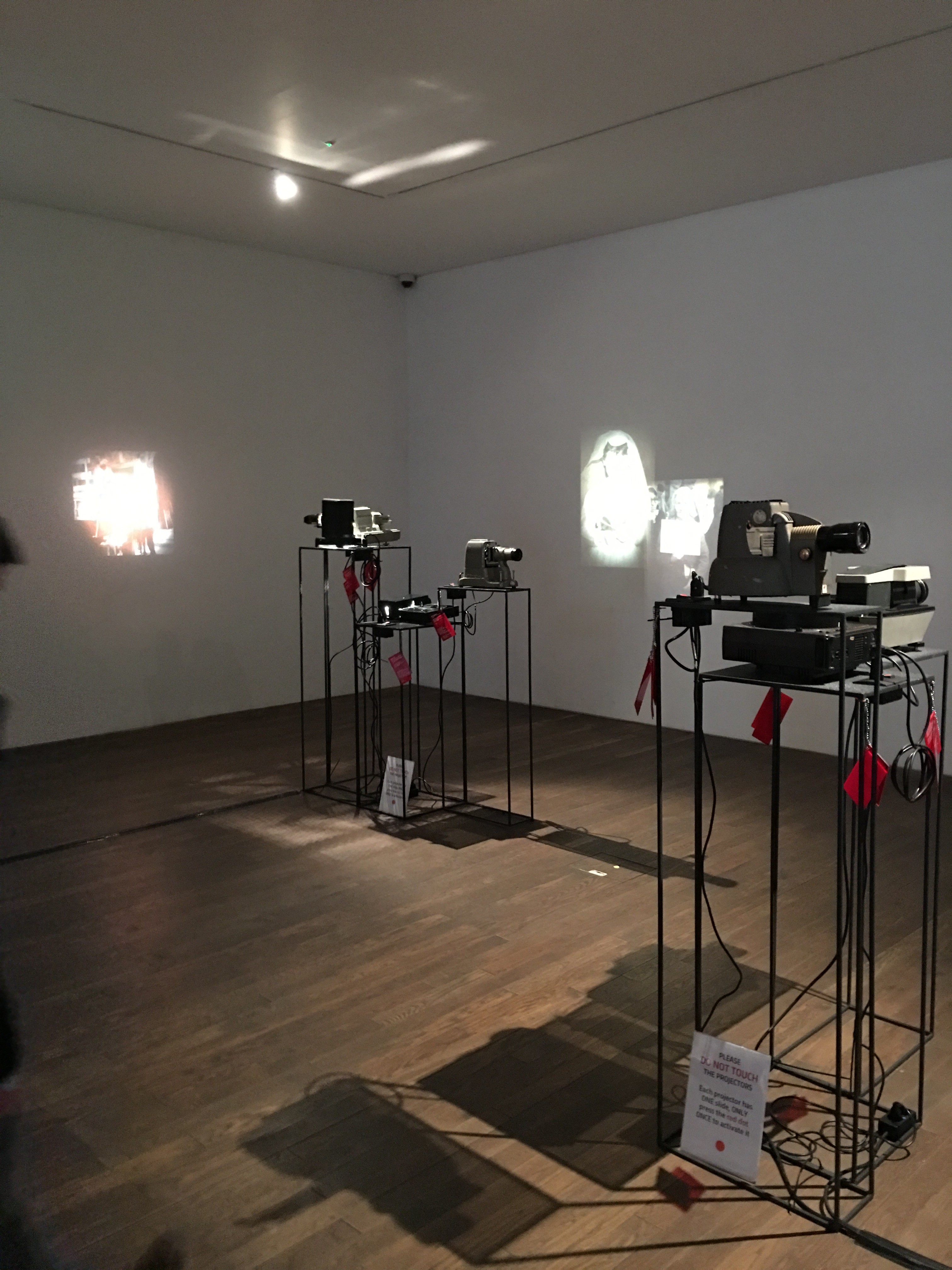 old leitz projector, old leica projector, the photographer's gallery