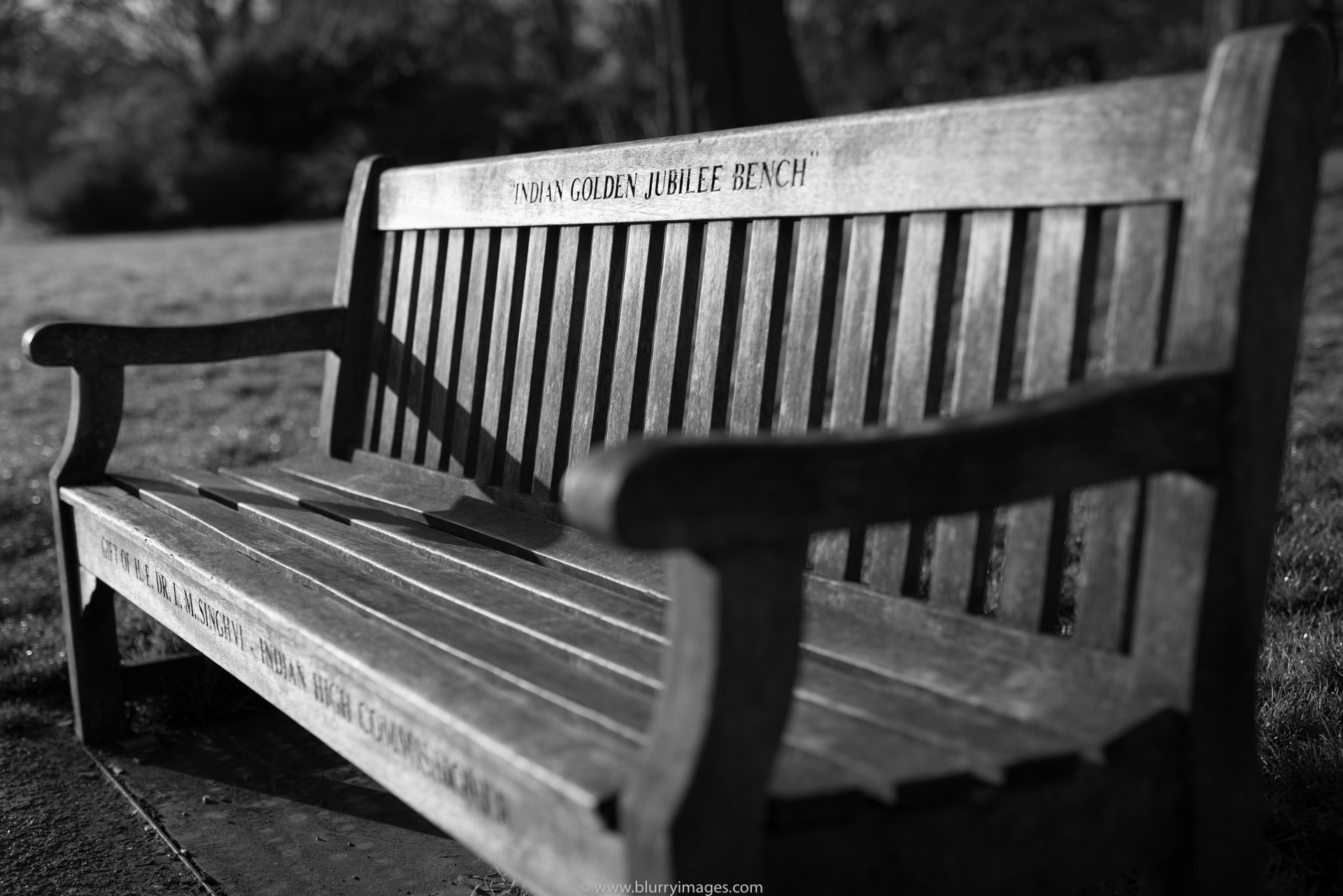 bench, wooden bench, engrave on bench